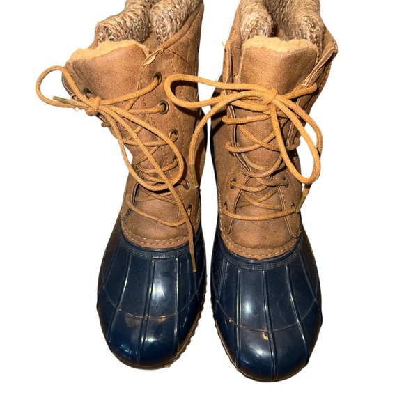 Justfab Tan and Navy Lace-Up Duck Boots - Picture 2 of 6